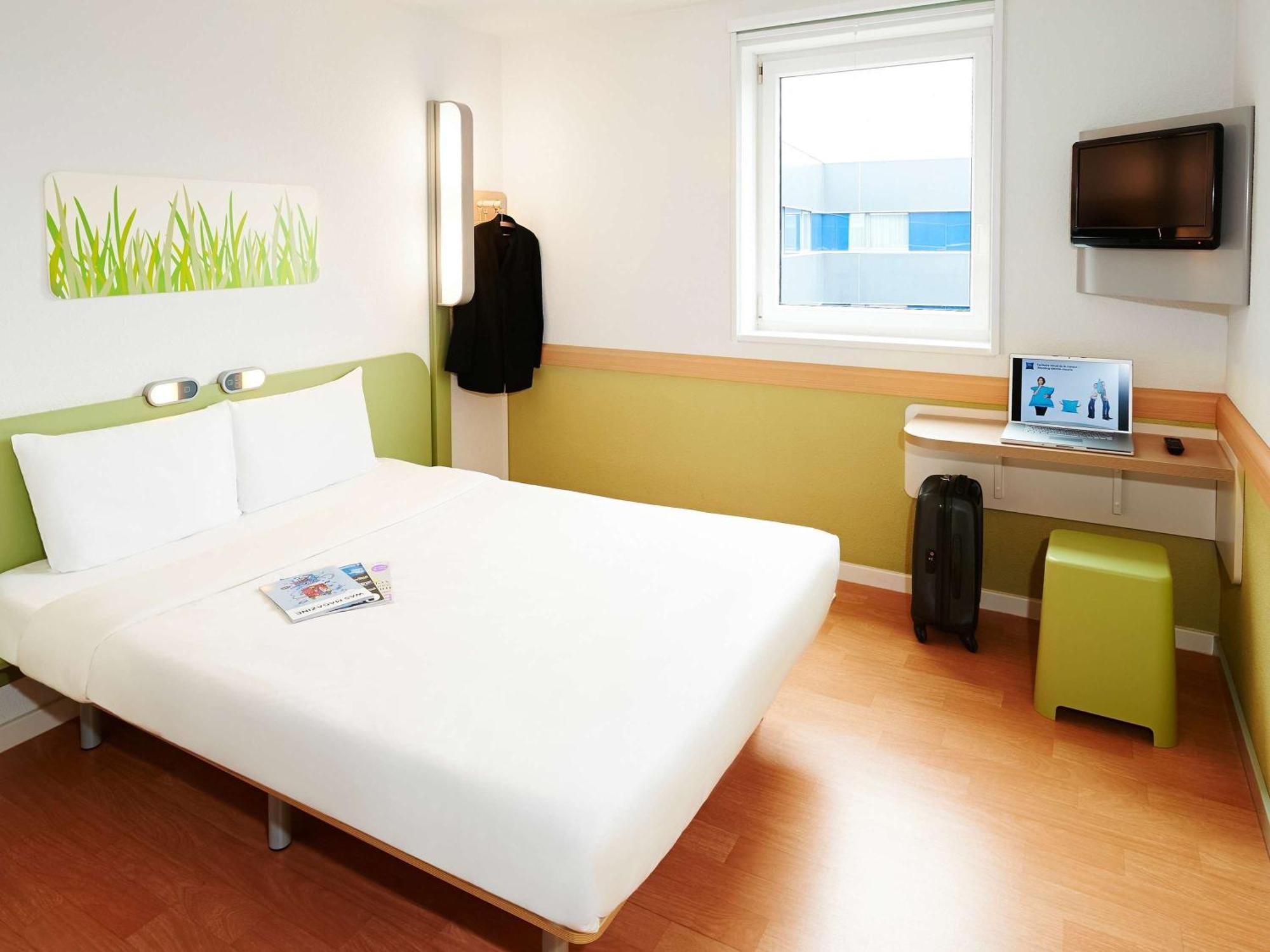 Ibis Budget Alicante Pension Sin Comedor Exterior photo